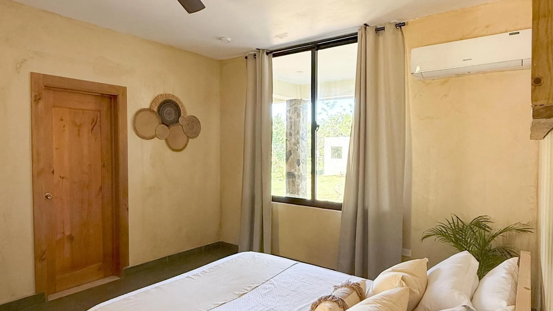 Hotel Spacious Ac Room At La Playita - Villavida Las Galeras Dominican Republic